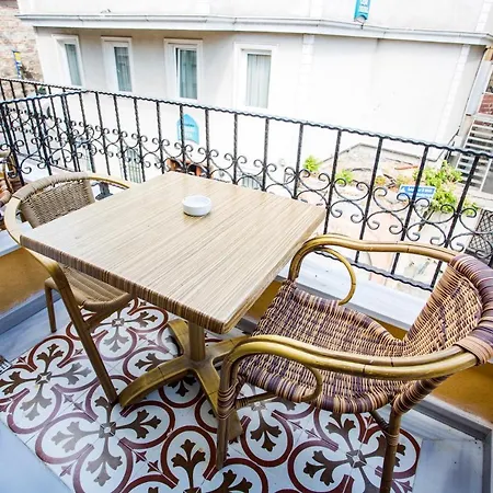 Ξενοδοχείο Rose Garden