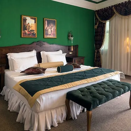 Hotel Rose Garden 4*