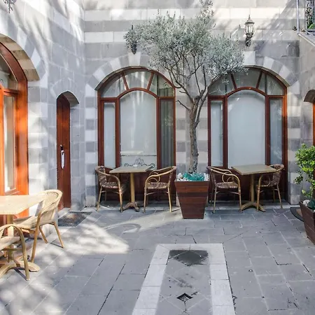 Отель Rose Garden 4*