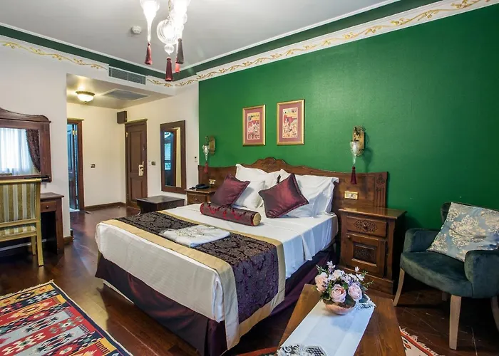 Rose Garden Hotel 4*