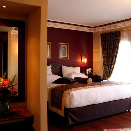 Rose Garden 4*