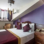 Rose Garden Hotel