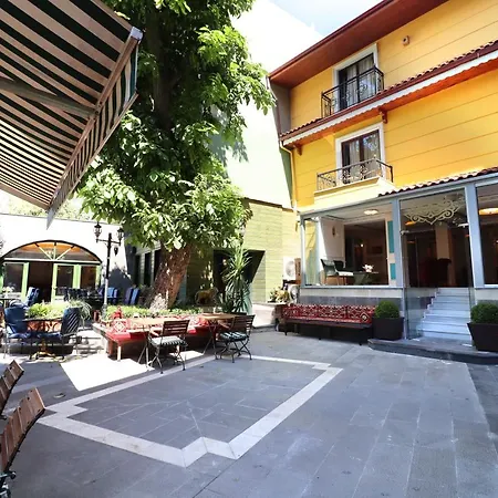 Rose Garden Hotel 4*